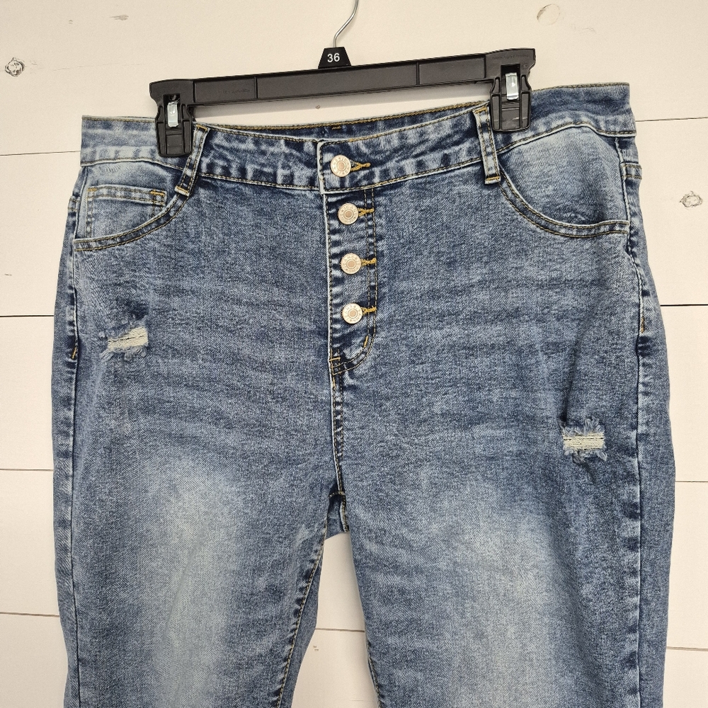Blue Distressed Cropped Jeans - Picture 2 of 7